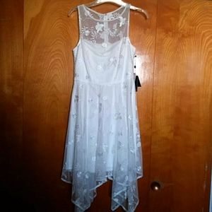 Adrianna Papell dress Size 6 Ivory embroidered wedding prom grad NWT